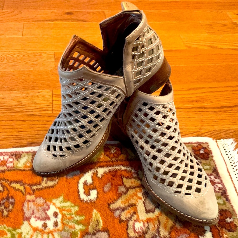 Jeffrey Campbell Tan Booties